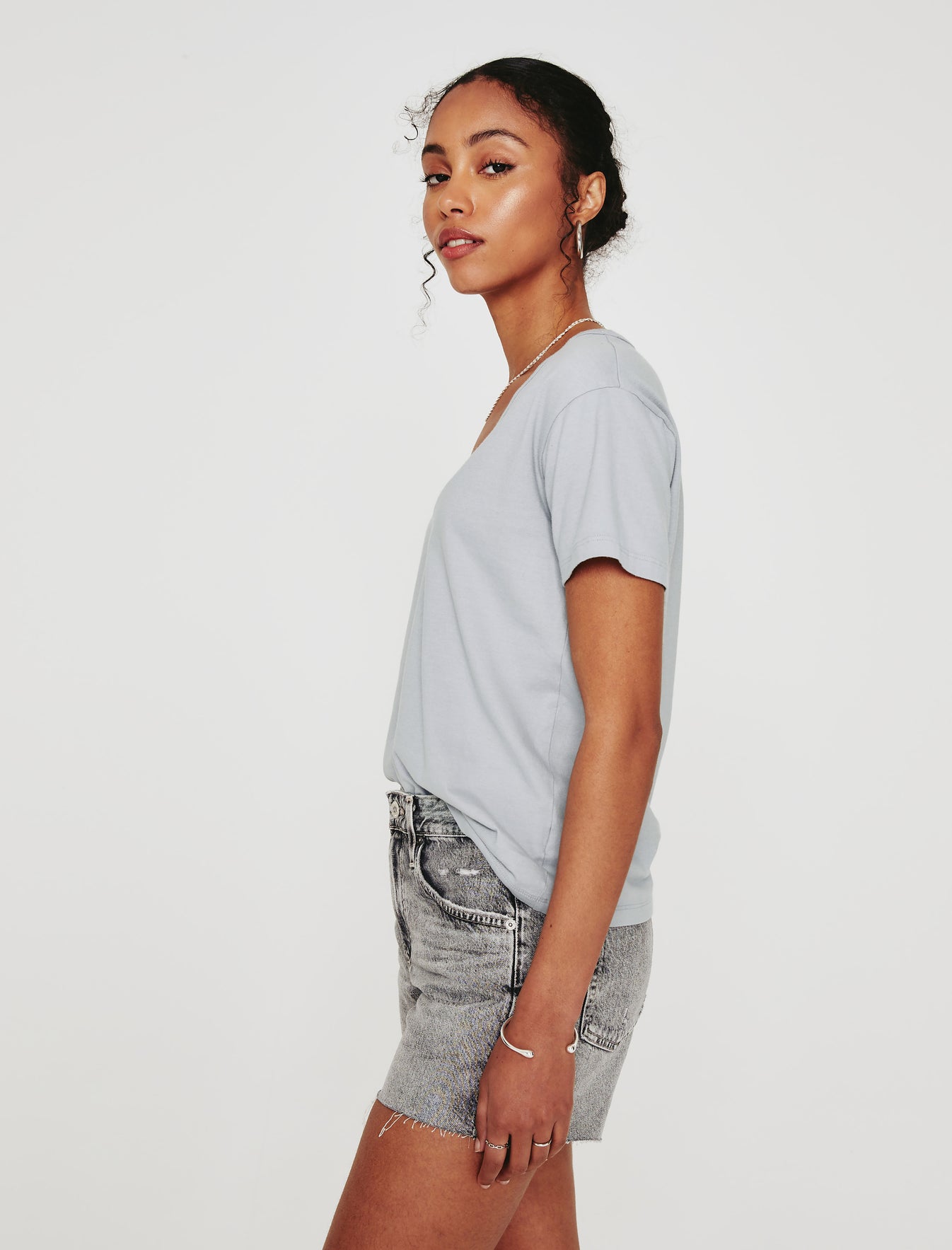 Aspen U|Relaxed U Neck T-Shirt